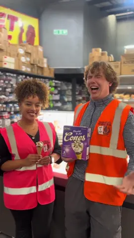 😇 The Voice of an Angel! 😇 @barneysbargains Come grab all your summer treats – from ice cream to cool finds! 🍦☀️ 📍 In-store now! #SummerVibes #BarneysBargains #FeelGoodShopping #IceCreamTreats #AintreeDeals #MusicAndMore