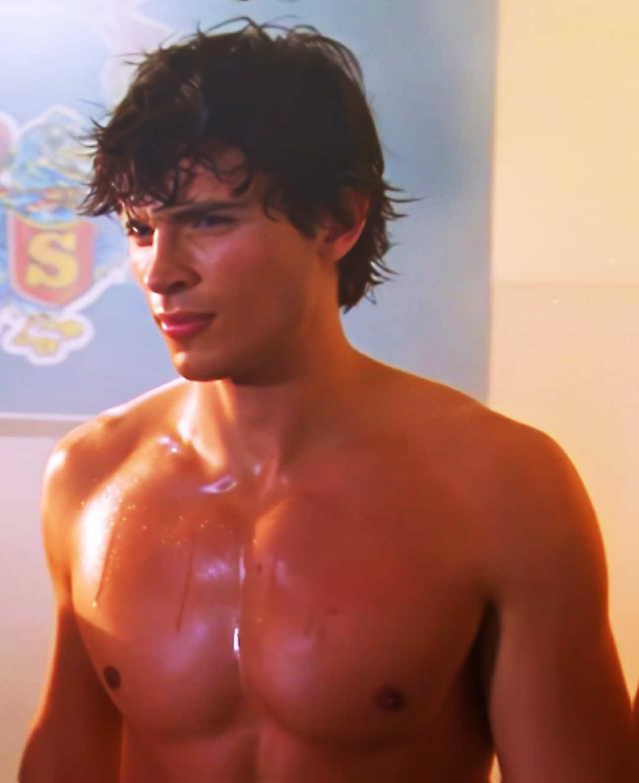 POSTER BOY || V2 of the edit loll || need him so bad #clarkkent #smallville #tomwelling #edit #fyp #editing ac rm @maya 🧟‍♀️ 