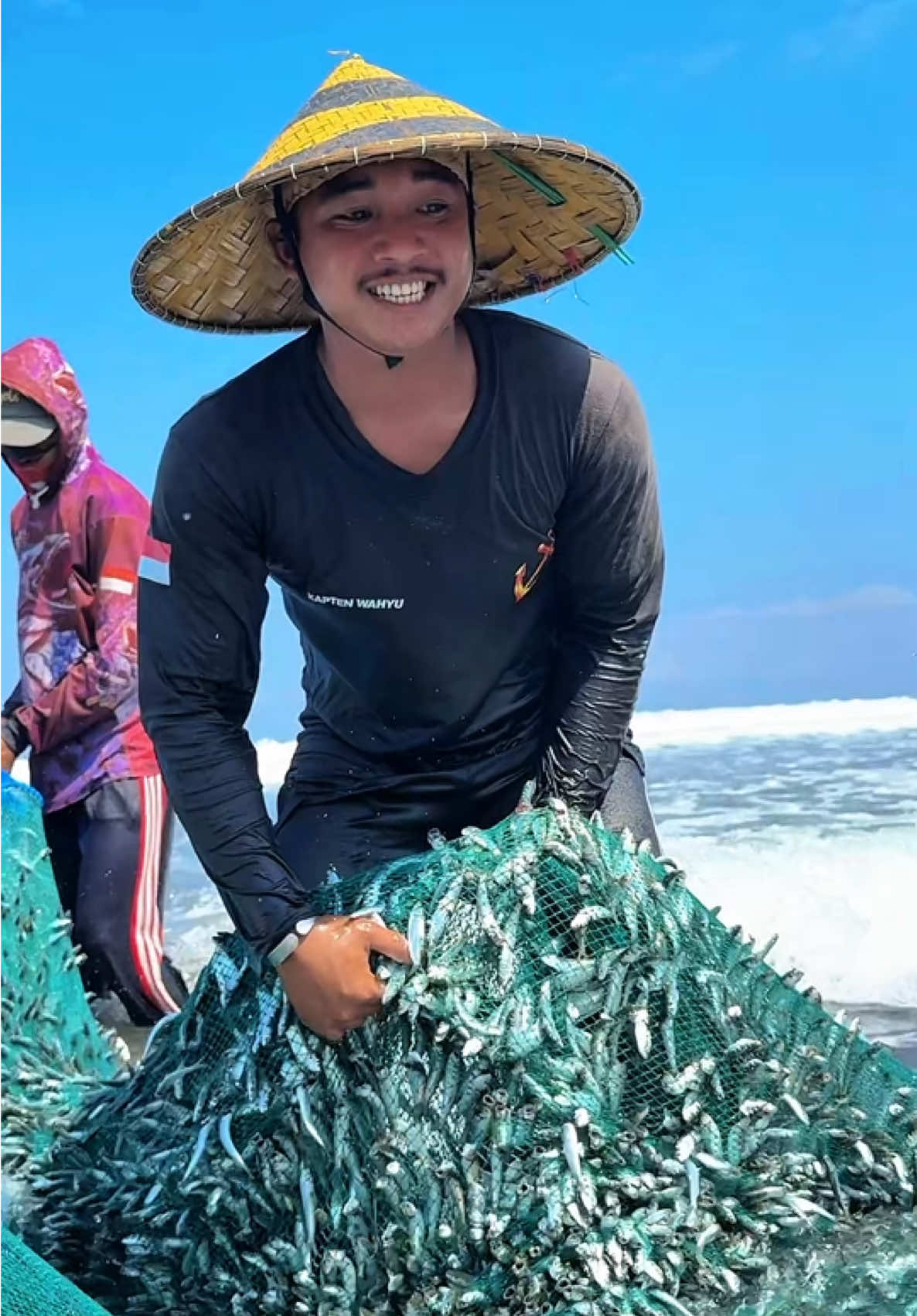 Melimpahnya tangkapan ikan sarden hari ini #gengtiktok #edikhannn 