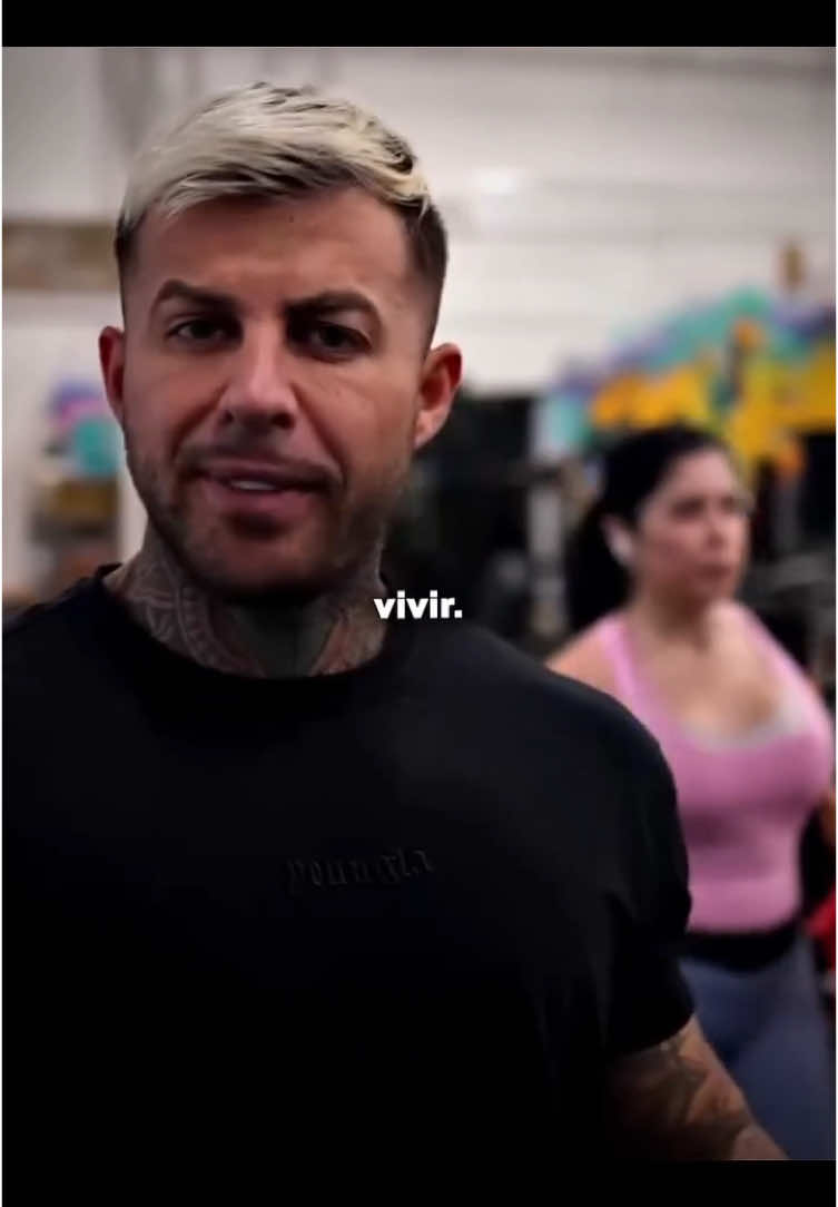 Una vida con vicios, no es vida. Eso no es vivir.   #mindset #motivation #mentalidad #llados #viraltiktok #vicios #desarrollopersonal 