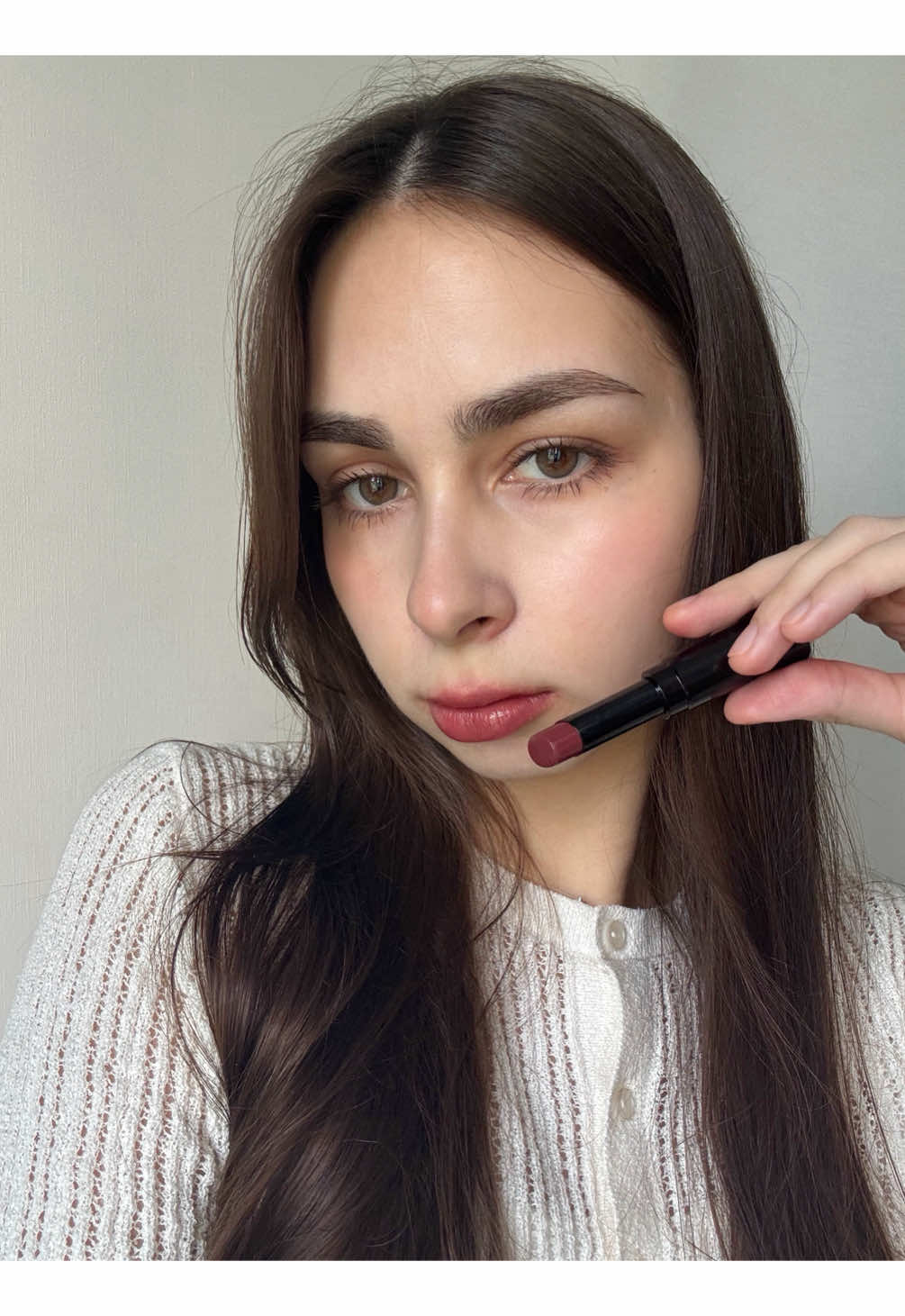 not to be dramatic but I’m in love! It’s giving luxe lips every time 💕  #HERA #HERABEAUTY #makeup #kbeauty #beauty @HERA 