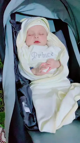 Say mashaAllah ❤️💕#cutebaby #viralvideo #MKR #MOHAMMADKIYANRAZA #babytiktok #kiyan 