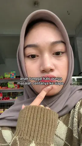 cerita sama ortu nambah beban doang, cerita ke pasangan juga punya masalah sendiri sendiri, cerita ke temen juga temen punya masalah  sendiri.