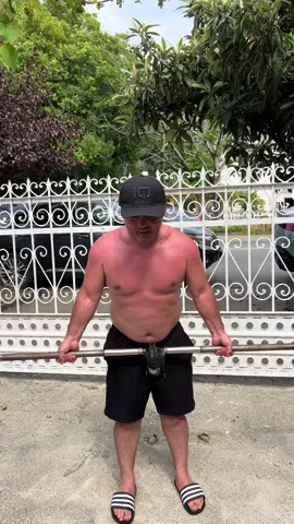 სამი დღეა ვარჯიშობ აღარ შემიძლია 🤦🏻‍♂️ #ჰეინეკენი  #heineken  #foryouu  #foryoupage❤️❤️  #for  #foruyou  #ლუდი 