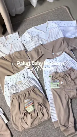 Segini banyak cumaa 150ribuan loh ✨🫣 #paketlahiran #paketbrojol #paketbajubayi #nanaku #newborn #bajubayinewborn #bajubayimurah 