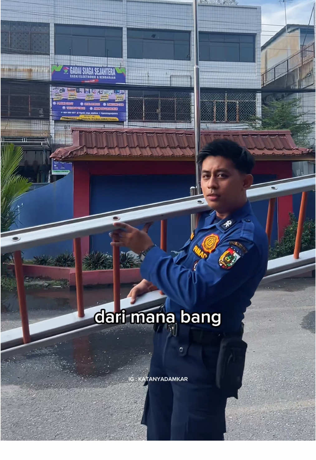 #becanda #pemadamkebakaranindonesia #damkarindonesia #pemadamindonesia #damkarcore #pemadamkebakaran 