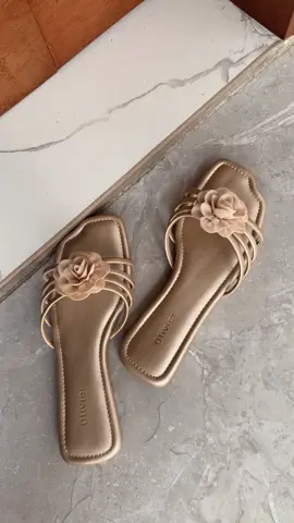 #OOTD #sandalwanita #SANDALMURAH #sandalcantik #sepatuperempuan #sendalwanita #fyppppppppppppppppppppppp 