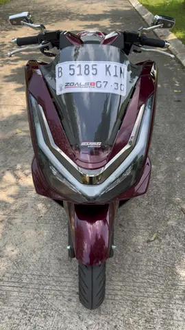 Ganti visor pcx 160 terbaru pake yang bening.