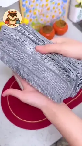 Essa pano é muito eficiente e barato! #pano #cozinha #limpeza #tiktokshop #barato 