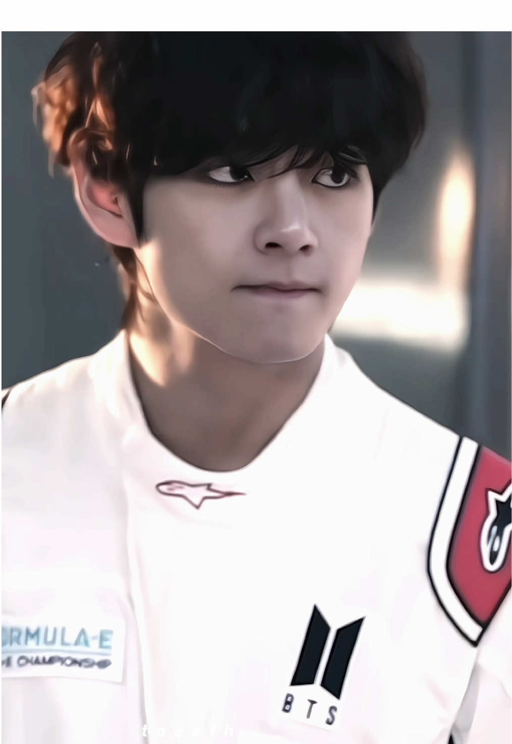 #taehyung my f1 driver 🏁