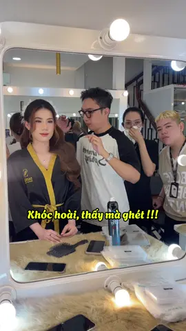 Mắc gì khóc , tui mới có dùng 2 phần công lực thôi đó 😊 #SangLê #xuhuong #fyp #sanglemakeupacademy #makeup 