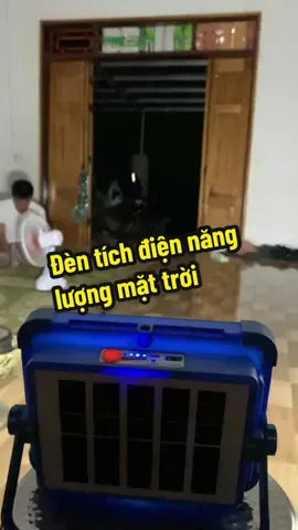 Đèn tích điện năng lượng mặt trời #giadungtienich #dentichdien #dentichdiennangluongmattroi #dentichdien300w #kimxuyen 