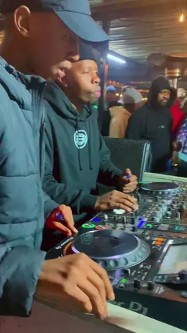 @Thereal_Scotts Maphuma @Scotts Maphuma B2b @MrJazziQ  at Phuma Tuesday 