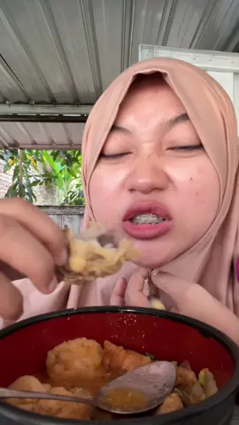Kali kali bikin mini vlog jualan ya guys. Makasi udah nonton🤩  #llialisty #mukbang #adayinmylife #minivlogjualan #minivlog  #fyp 