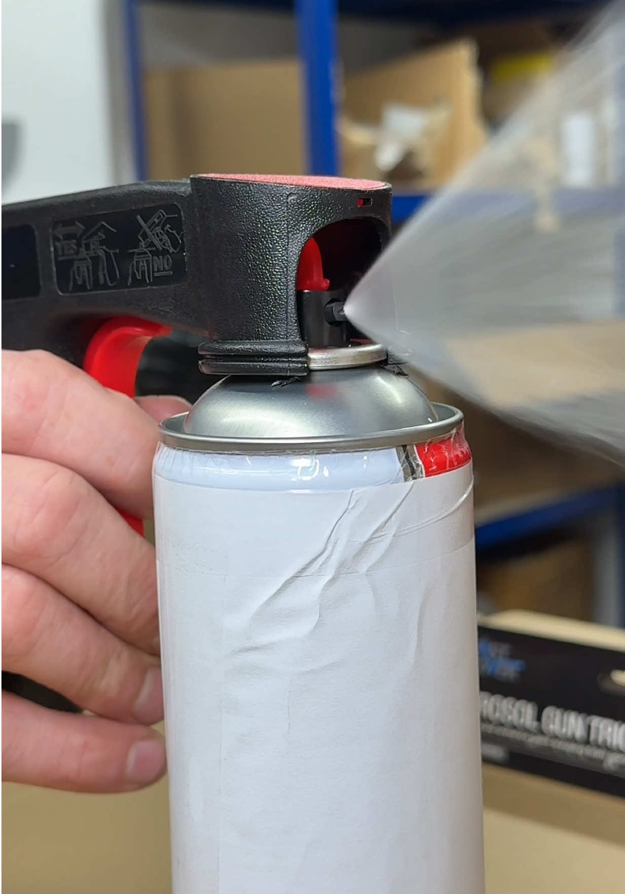 No more finger fatigue! Our universal aerosol spray can trigger handle gives you control, comfort and cleaner results every time! 👀 Our FMT9736 fits almost any can!  Want to find out more? Contact us to find your nearest distributor🤩 #SprayCanHandle #TriggerHandle #SprayPaintTools #DIYTools #PaintingAccessories #ToolUpgrade #PaintLikeAPro #AerosolHandle #ComfortGrip #UniversalFit #SpraySmart #PainterLife #CraftingTools #NoMoreFingerFatigue #WorkshopEssentials #AutoDetailingTools #BodyShopTools #PaintBoothGear #MechanicLife #IndustrialTools #ProPainterGear #ToolTime #DIYProjects #GarageGear #HandyTools #FixItYourself #ToolAddict #WorkshopVibes #DIYSetup #fastmovertools 