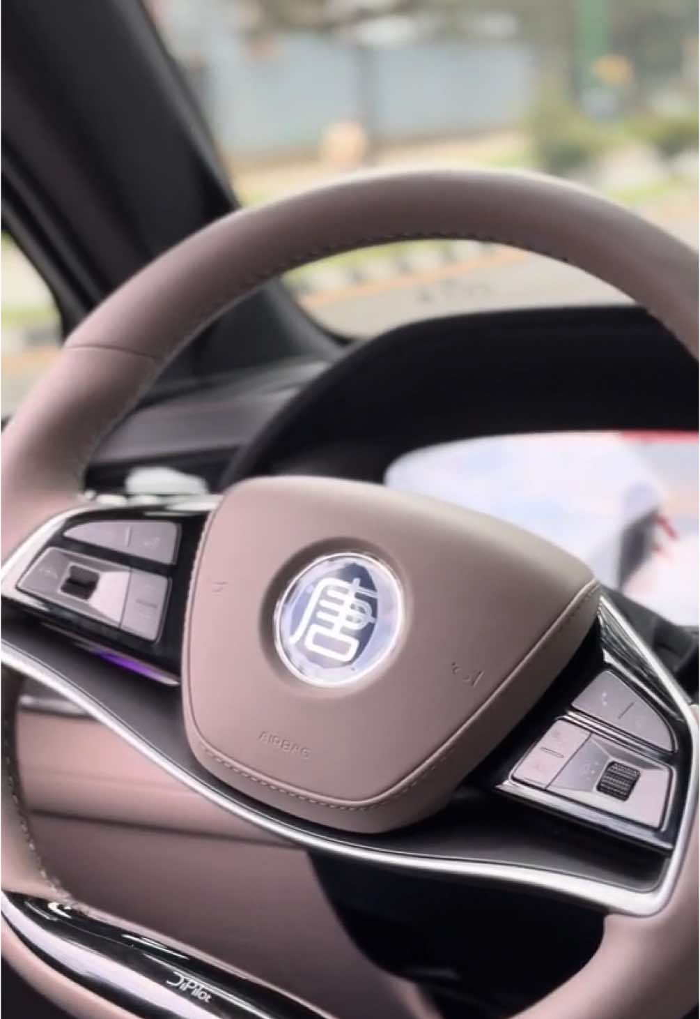 BYD TANG SOFTWARE UPDATE #byd #software #update #ethiopian_tik_tok🇪🇹🇪🇹🇪🇹🇪🇹 #habeshatiktok #trendingvideo #FYP 