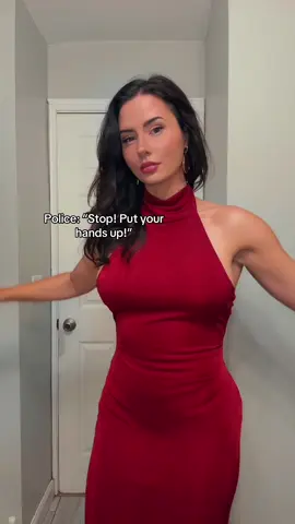 Been working on toning up the back muscles a bit, so I had to hop on this trend 💪 #back #backmuscles #badromance #fyp 