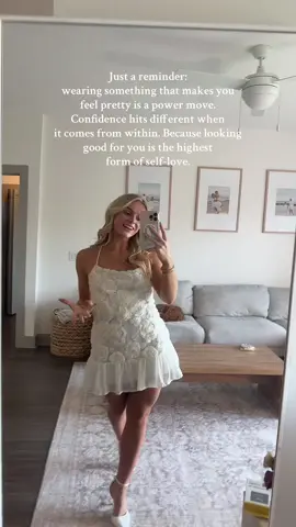 Falling in love with dressing for me 🤍 @Sunfere #selfloveclub #maincharacterenergy #femininevibes #OOTD #softgirlera 