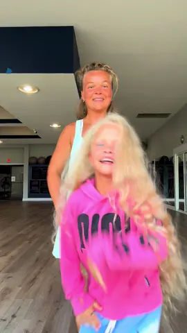 Who’s style do you like more ? Eseniias, Mom, or Dad? #bodypaty #style #fypシ #viralvideo #viralvideos #confidence #family #fun #great #Love #fyp #foryou #viral #trending #tiktoktrend #explore #funny #dance #OOTD #grwm #selflove #motivation #makeup #challenge #relatable #LifeHack #transition #confidence #GlowUp #aesthetic #fashion #comedy #reels #inspo #youareenough #Lifestyle #creator #behindthescenes #tiktokdaily #contentcreator @Mikheev Family @Marina Mikheeva @Good Morning America @Jennifer Hudson Show @America’s Got Talent @Netflix @nununu 