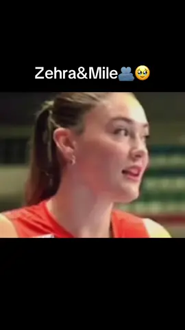 Mile ve Zeze arasında gelişen düşmanlıktan, sevgiden ve dostluktan 🫠🙏🏽🥹 Seni seviyorum Soryy#zehragunes #melissavargas #volleyball 