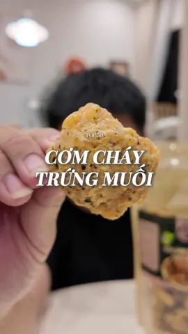 Cơm cháy rong biển trứng muối ăn cũng hay hay lạ lạ 👍🏻👍🏻 #anhbeoriviu 