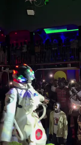 #imocollection #imosuits #fashiontiktok #tiktok #fyp #foryou #bestfriend #changing @NKWANZI_INTERIOR 