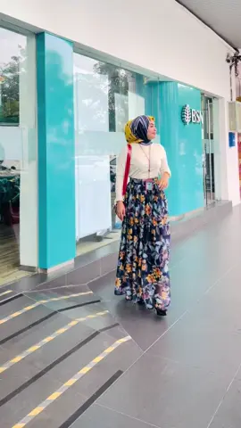 🛜 “Perbaiki niatmu dengan benar agar kelak tiada penyesalan yang terpatri di dalam hatimu. Hiduplah dengan baik tanpa menjatuhkan siapapun.