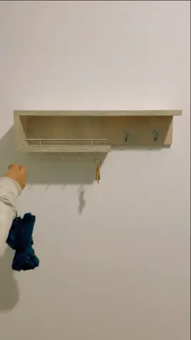 Estante perchero minimalista 🏠🔥  . Envíos a todo el país! 🚚 🇦🇷 . Si querés más info comunicate con nosotros 😁. #muebles #viral #estetik #orden #casa 