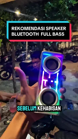 Speaker bluetooth dengan bass terbaik dikelasnya abangkuh  untiren bass e jiiiiii… #speaker #speakerbluetooth #speakerbluetoothfullbass 