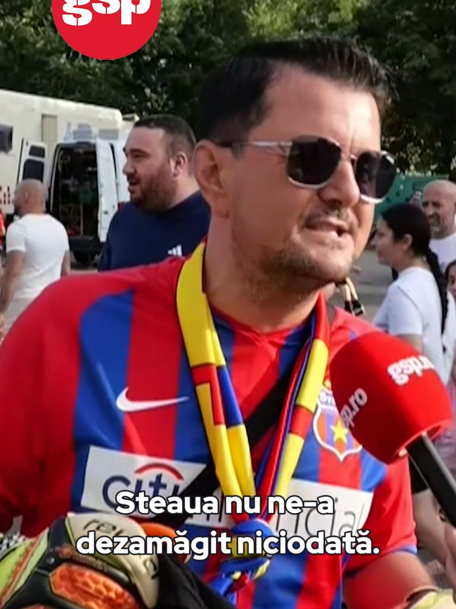 Un suporter din Drobeta-Turnu Severin înaintea duelului dintre FCSB și Shkendija: „Am venit din Oltenia stelistă pentru a o susține pe Magica Steaua” #gsp #fcsb #skhendija #steaua #championsleague ► Abonează-te la canalul nostru 🔔 http://bit.ly/2kP3Ws0  👁‍🗨 Urmărește-ne și pe: ✅ Site - https://www.gsp.ro ✅ Facebook -   / gazetasporturilor   ✅ Instagram -   / gsp.ro   💬 Contactează-ne aici: gazeta@gsp.ro 🏆 Gazeta Sporturilor / GSP.ro – cel mai bun site de sport din România