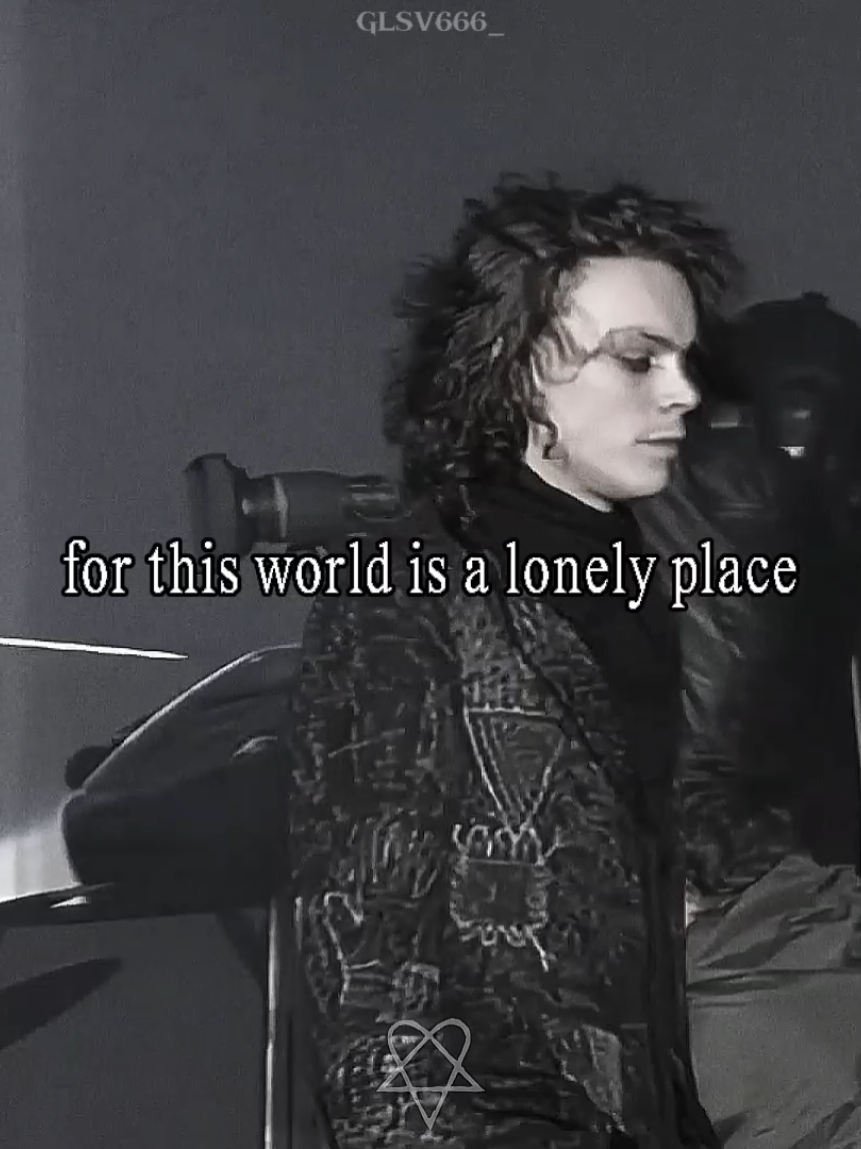 Hi guys I'm alive #him #hisinfernalmajesty #vv #villevalo #metal #gothicmetal #lovemetal #fy #fyp 