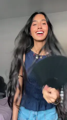 رقصة البنت الكيوت🥹🤍#اكسبلور #foryou #arabrapunzel 