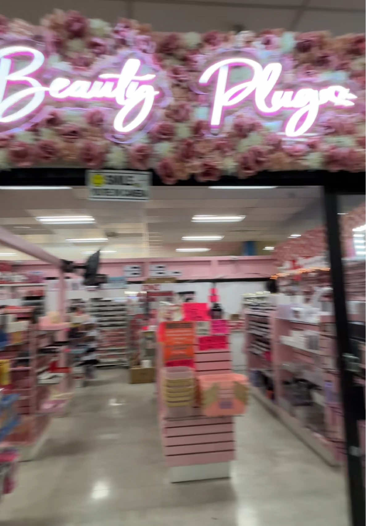 📍3100 E Imperial Hwy Lynwood CA 90262 (unit # Q8) 🌸🌸NEXT TO THE FOOD COURT🌸🌸 #fyp #parati #viral #backtoschoolshopping #backtoschool #makeup #girls #trending #losangeles #lynwoodca #supportsmallbusiness #foryou #thelabeautyplug #Love #affordable 