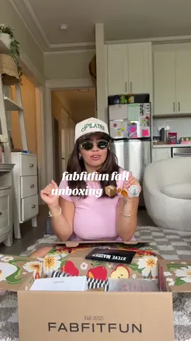 i know it’s early, but i’m in loveee @FabFitFun 📦🍂⏲️ can’t wait for fall :,) #fabfitfun #unboxing #fallbox #fallfinds #fabfitfunbox #fabfitfununboxing #unboxingpr #pr #prunboxing #haul #tryonhaul #shoppinghaul #fallfavorites #trending #backtoschool #kaitlynedejer #fyp #trending 