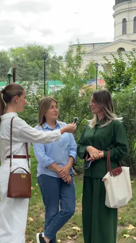 Cu ocazia Zilei Internaționale a Prieteniei am aflat ce denumiri au grupurile de prieteni de pe rețelele de socializare ale oamenilor din Chișinău!   Scrie în comentarii care este denumirea grupului din care faci parte 🤭 #moldova #chisinau 