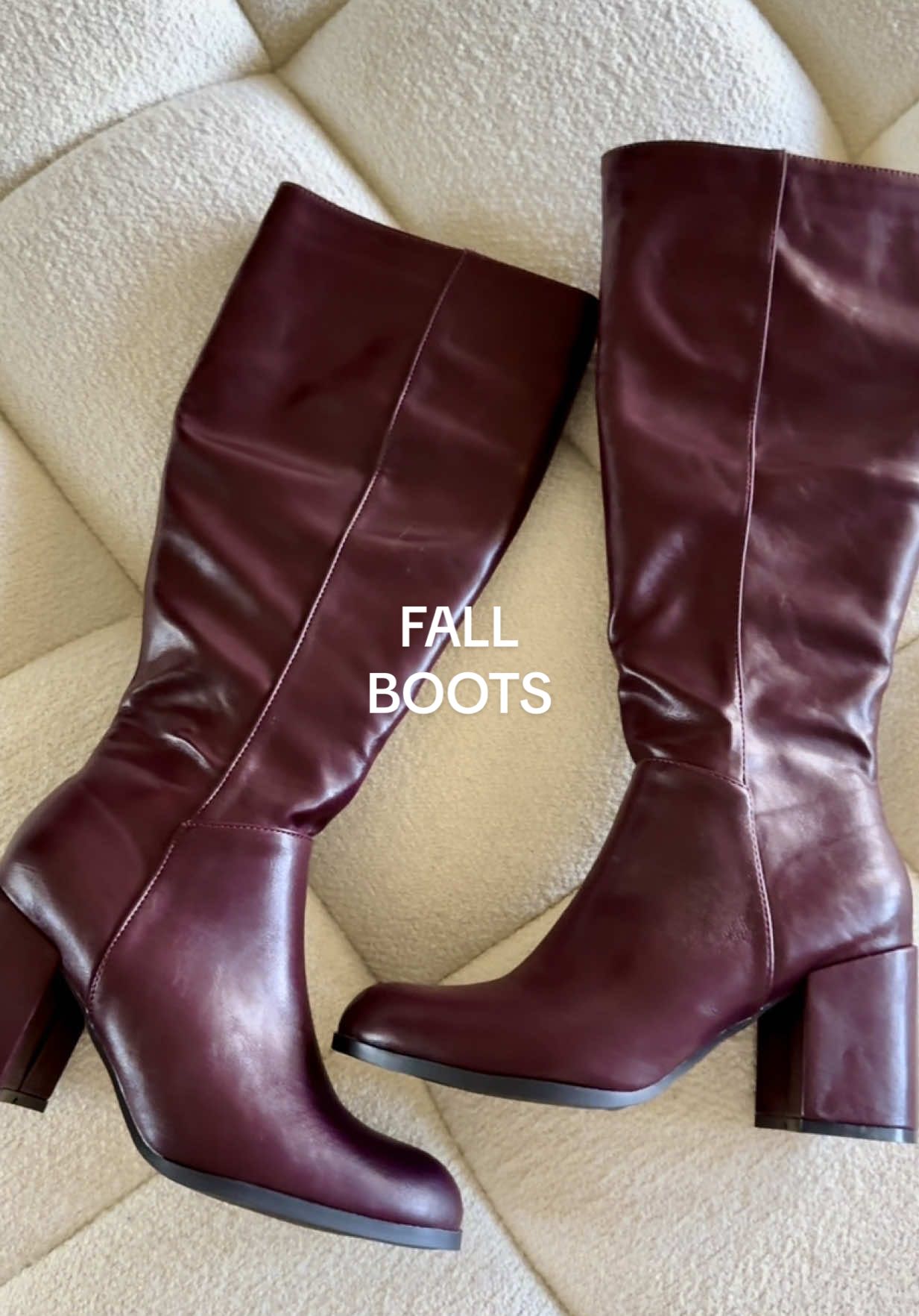 Super comfy chunky knee high boots 👢✨🍂 #fypシ #fashion #falldealsforyou #fallfashion #fallboots #boot #fallseason #fallvibes #fallshopping #kneehighboots #fallshoes #shoes #boots #fall #fallaesthetic #tiktokshopfinds 