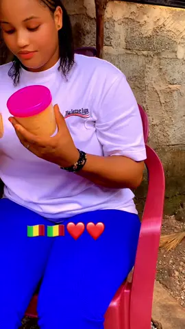 Savon disponible avec moi les amours #pourtoi🇫🇷 #france🇫🇷 #titokguineenne224🇬🇳 #titokfrance🇫🇷 #devenirviralsurtiktok #visibilité #visibilitesurtiktok 