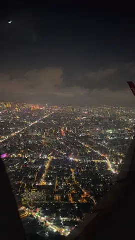 Bay đêm cảm giác lúc nào cũng buồn sao sao ấy 😔 #onetrip #memories #nightlife #sg 