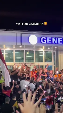 Baba geldi #osimhen #victorosimhen #galatasaray #ultraslan #gardi #kesfet #fyp #fypage #fypviral #fypシ゚ #atatürkhavalimanı 