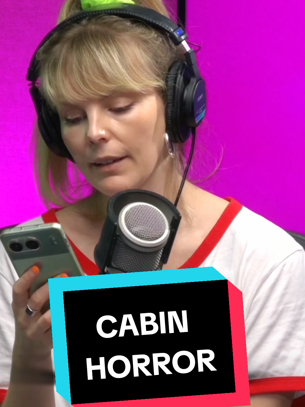 the ENDING THO 😱😱😱 never look out cabin window   #ghosthuns #podcastclips #scary #creepy #truestory 