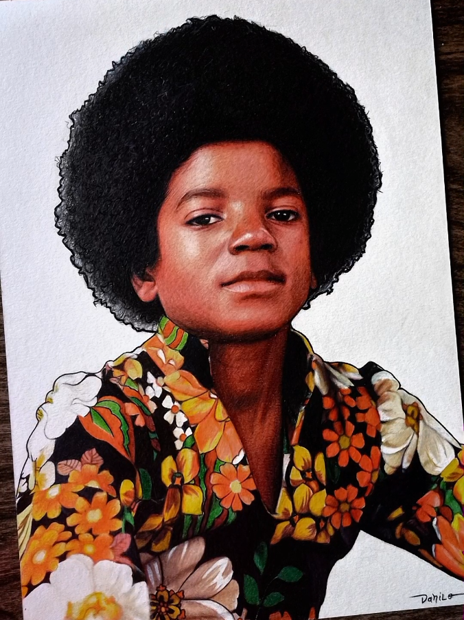 desenhando o pequeno michael :) #michaeljackson #jackson5 #desenhocolorido #coloreddrawing #realism #mjart #michaeljacksonart 