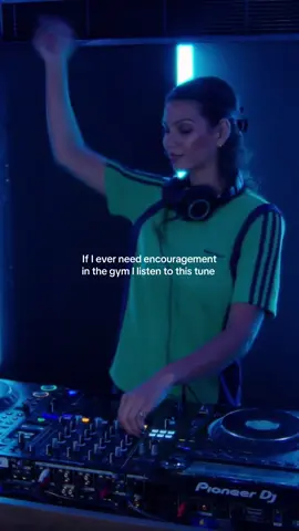 And you know it workssss #dj #femaledj #gymmotivation 