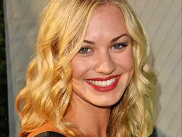 #yvonnestrahovski #hannahmckay #rita #dexter #fyp 