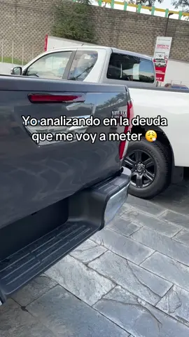 Una belleza 🤩 #fyp #toyota #hilux #parati #viral #deuda #analizando #hilux4x4 