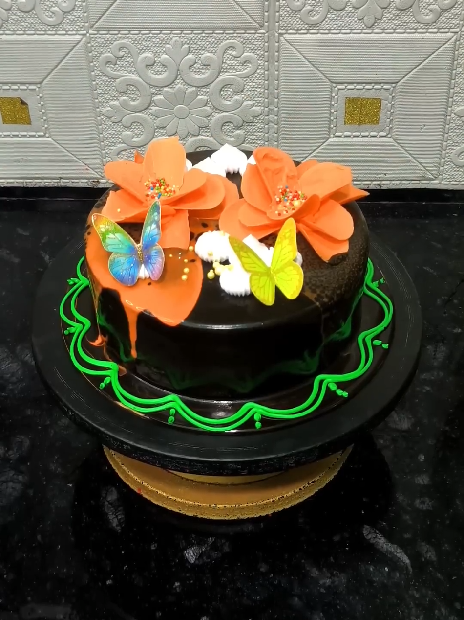 beautiful mirror glaze chocolate cake#viralditiktok #design #cakedecorating #fyp #birthday 