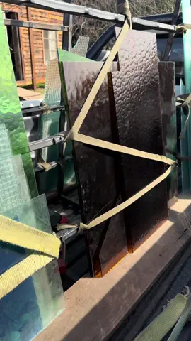 Las ventanas están llenas de magia 🪄  Gracias vidrios Gallo!🫶🏼🥹