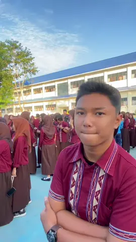 selamat atas medali emas muay thainya @🔒 #porda #emas #medaliemasindonesia🇮🇩 #sman4kendari #fyp 