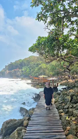 ˖°🌊.·°*🫧𓇼⋆₊ 📍Karang Bokor #karangbokor #karangbokorsawarna #sawarnabeach #banten 
