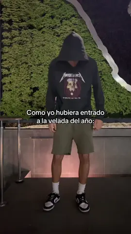 Esto si es entrar con aura 😎 #humor #pilates #veladadelaño #arigamplays #fyp #paratiiiiii 