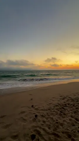 #beach #nature #ocean #scenery #beachvibes #foryoupage #aesthetic #sunset #sunsets 